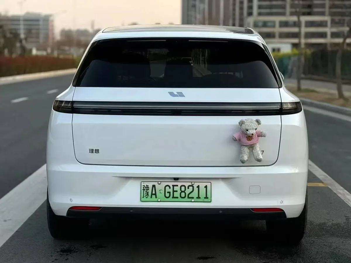 LI AUTO L7 MAX 2023