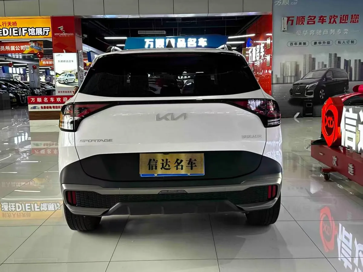 KIA SPORTAGE 2023