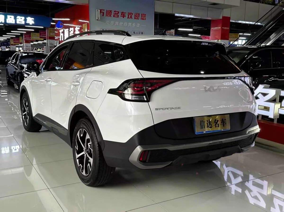KIA SPORTAGE 2023