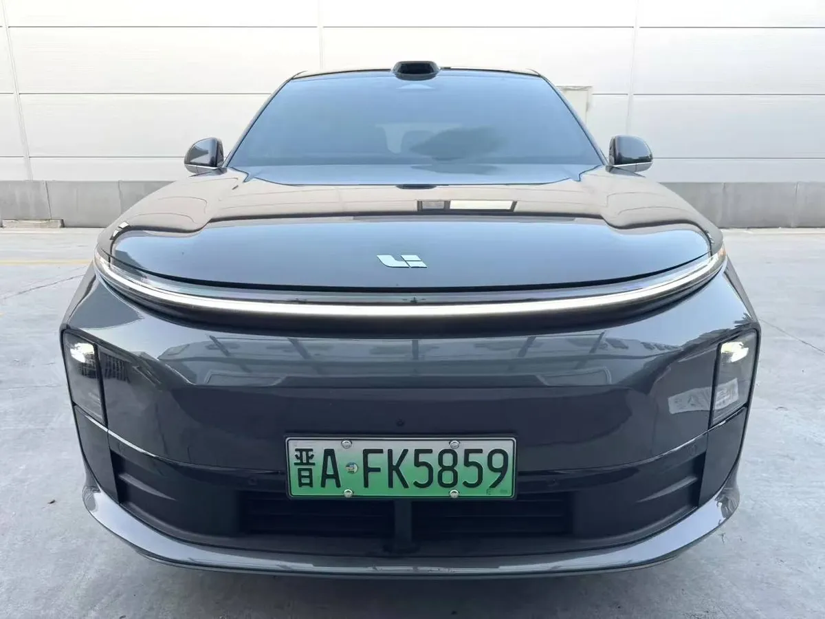 LI AUTO L6 MAX 2024