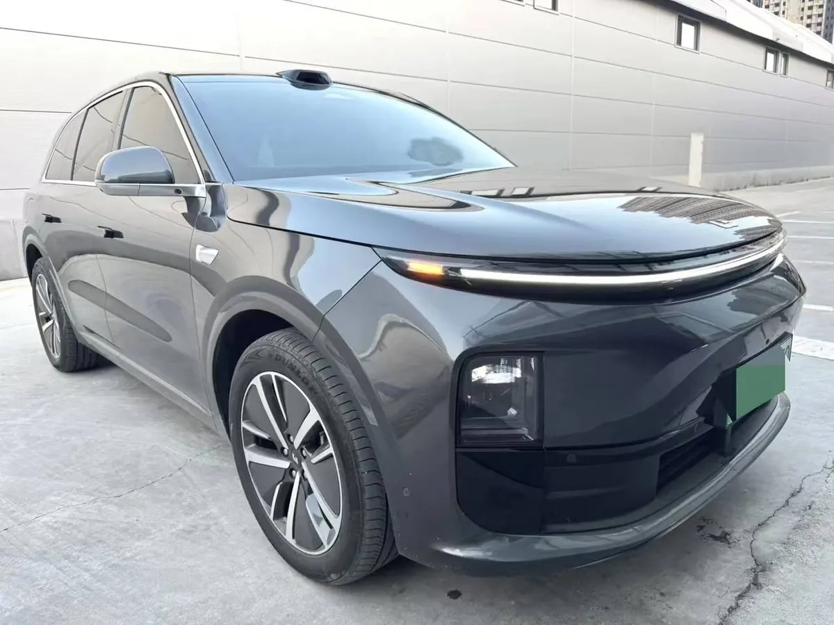 LI AUTO L6 MAX 2024