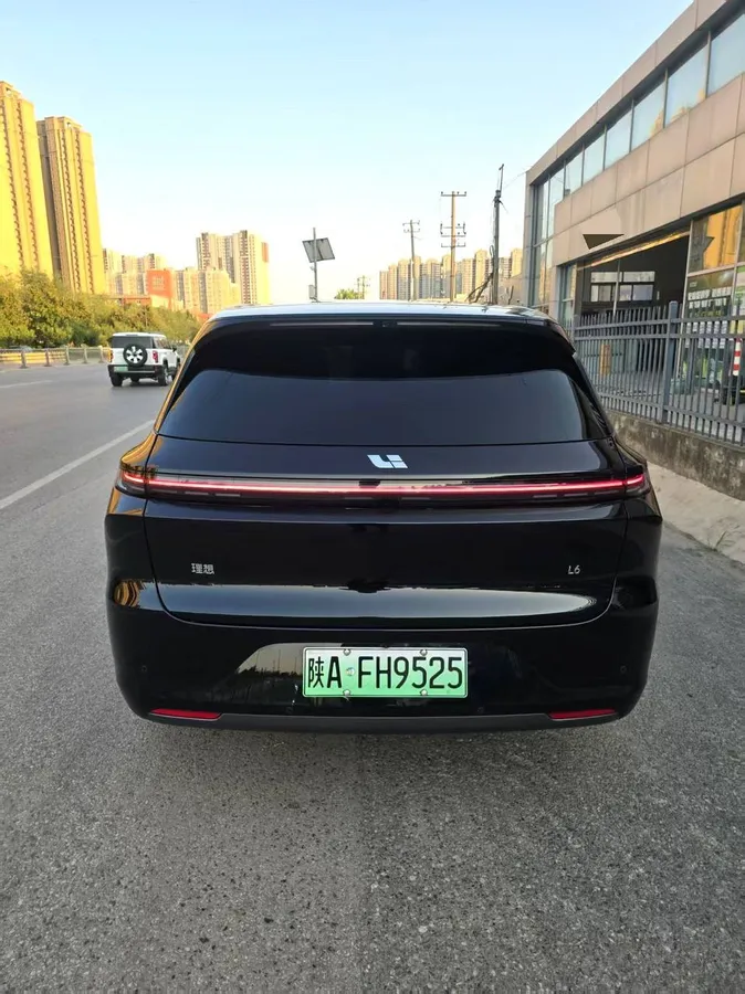 LI AUTO L6 MAX 2024