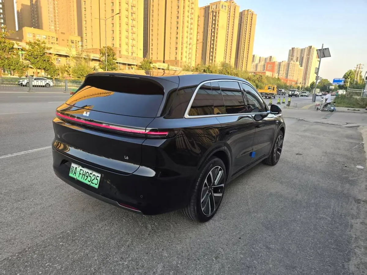 LI AUTO L6 MAX 2024