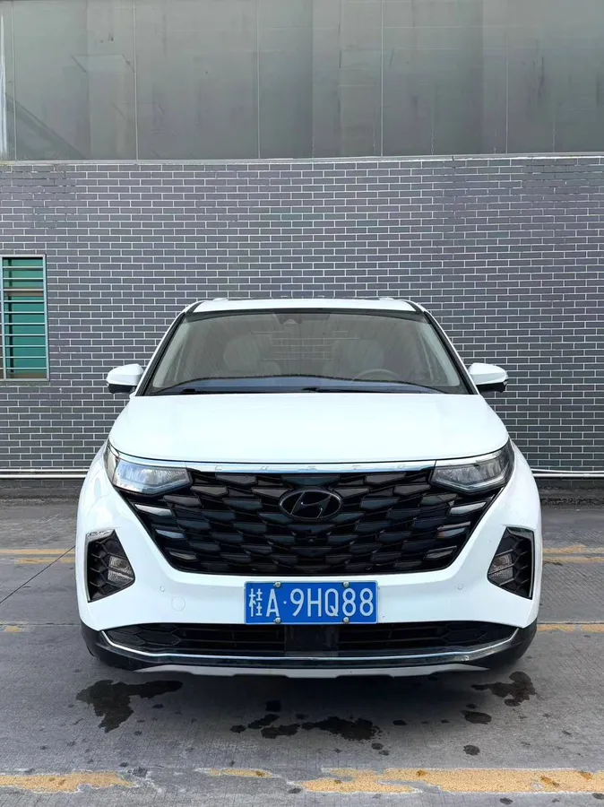 HYUNDAI CUSTO 2022