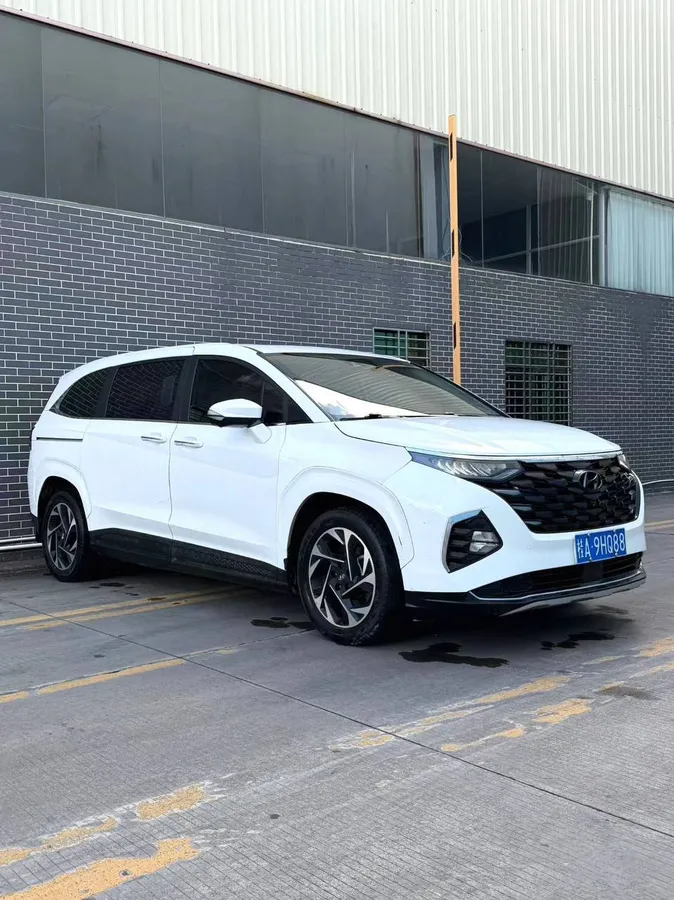 HYUNDAI CUSTO 2022