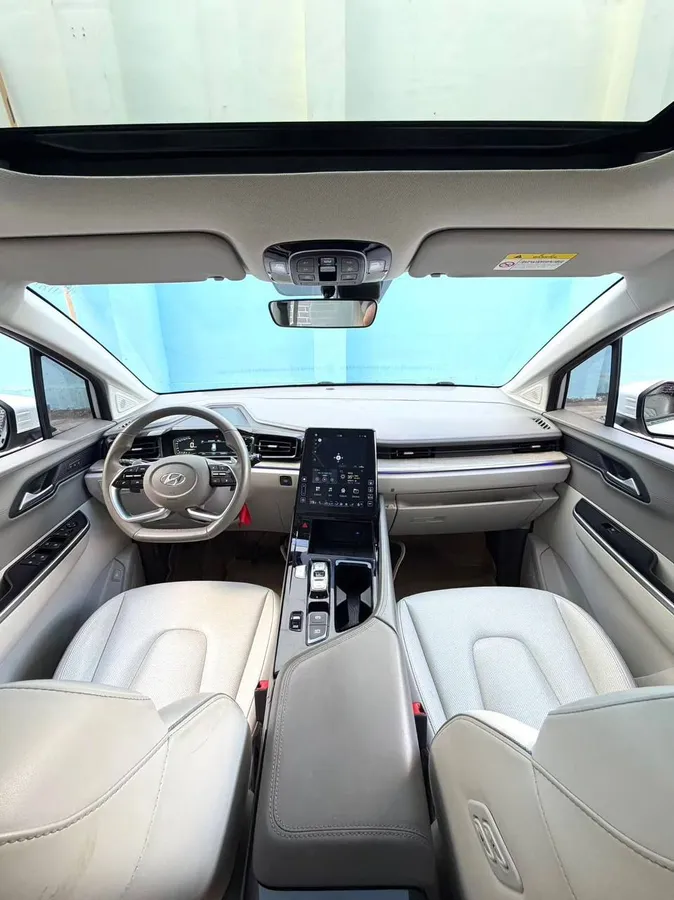 HYUNDAI CUSTO 2022