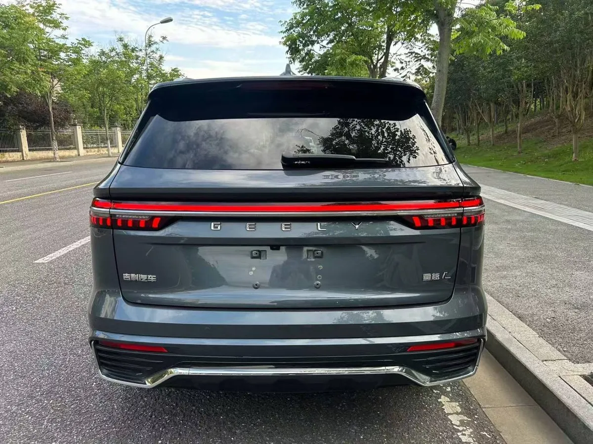GEELY MONJARO 2023
