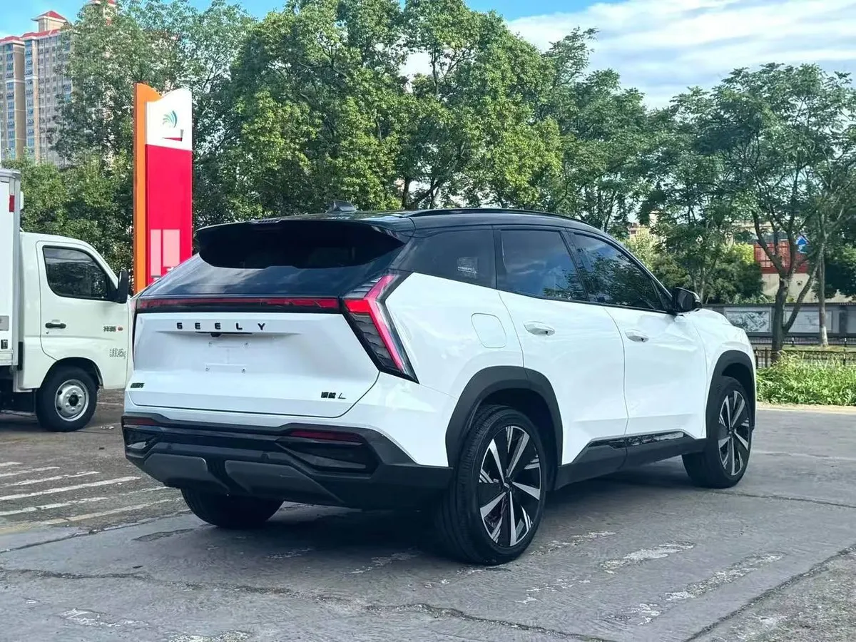 GEELY BOYUE L 2022