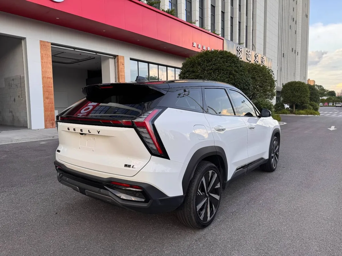 GEELY BOYUE L 2023