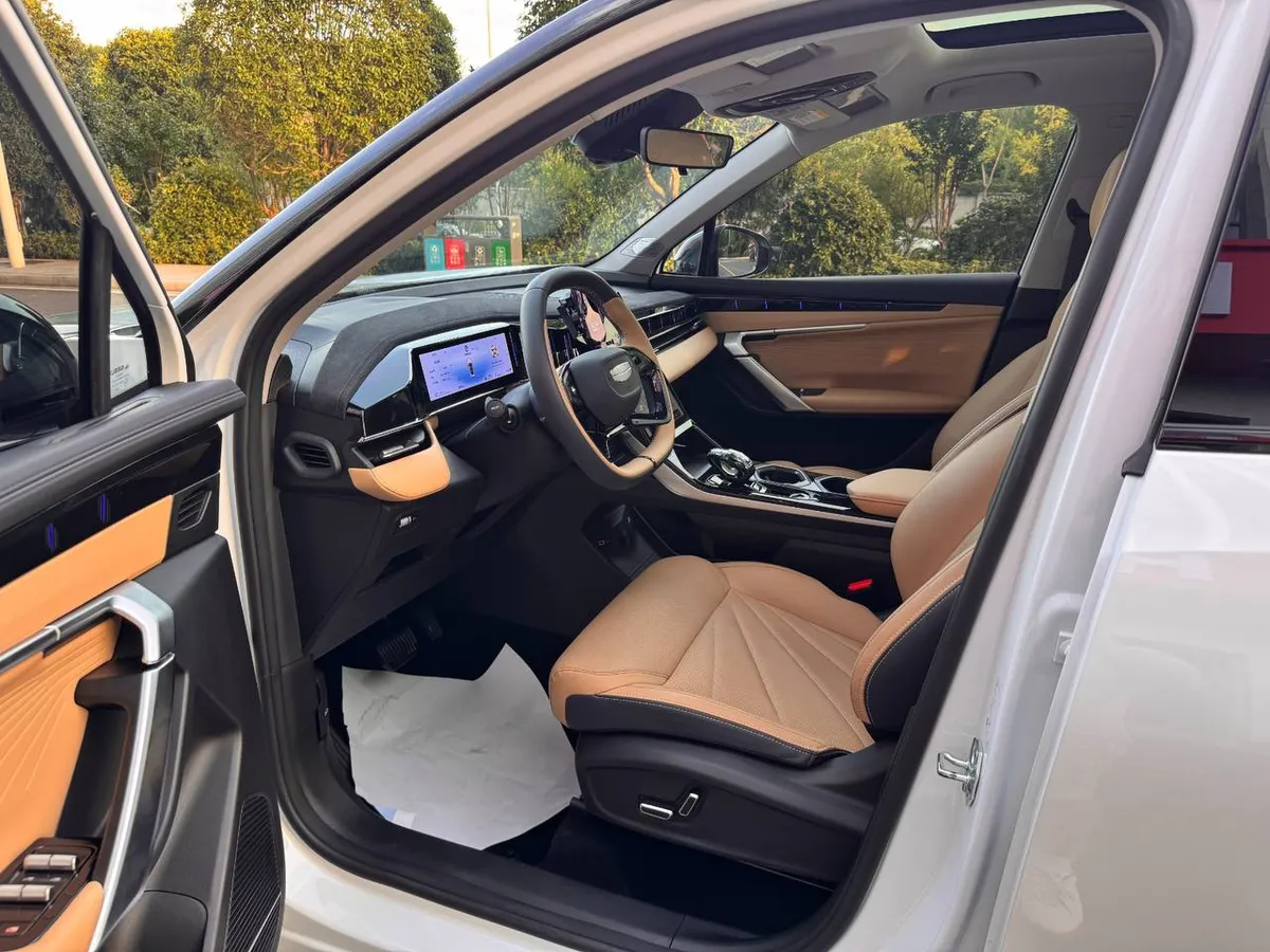 GEELY BOYUE L 2023
