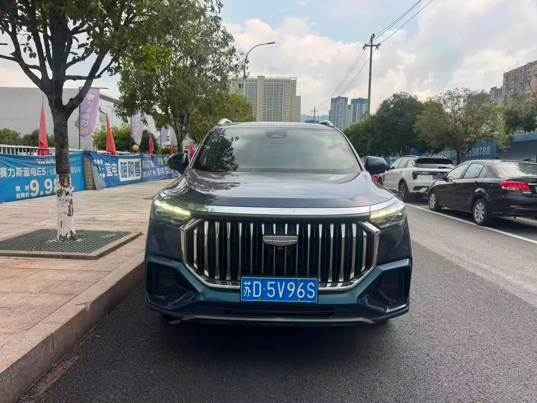 GEELY OKAVANGO 2022