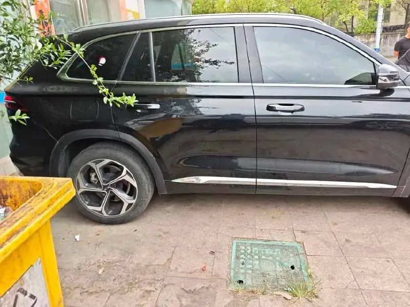 GEELY MONJARO 2022