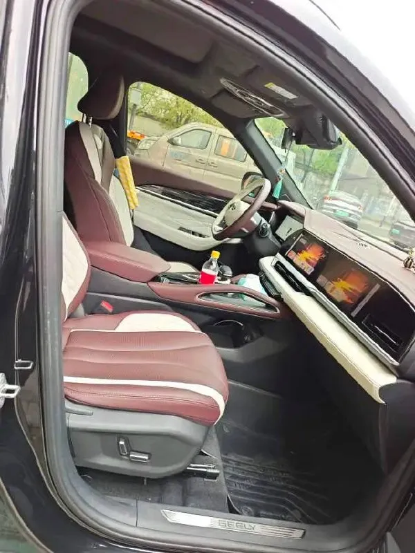 GEELY MONJARO 2022