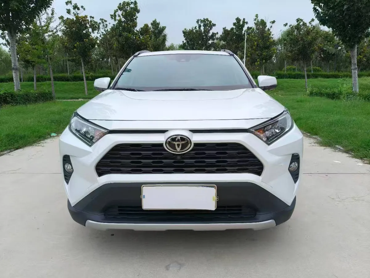 TOYOTA RAV4 2WD 2021