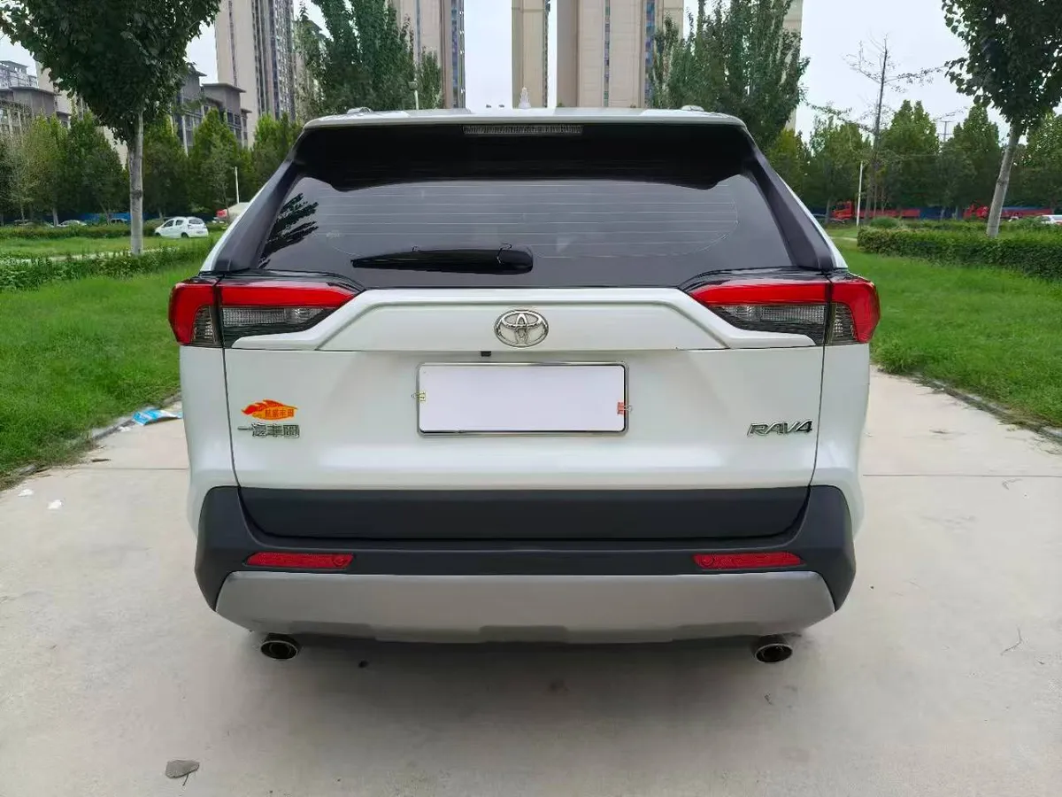TOYOTA RAV4 2WD 2021