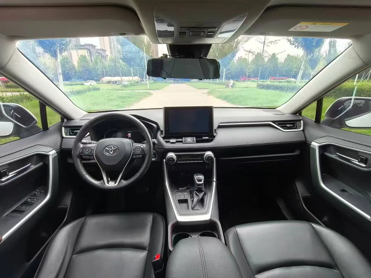 TOYOTA RAV4 2WD 2021