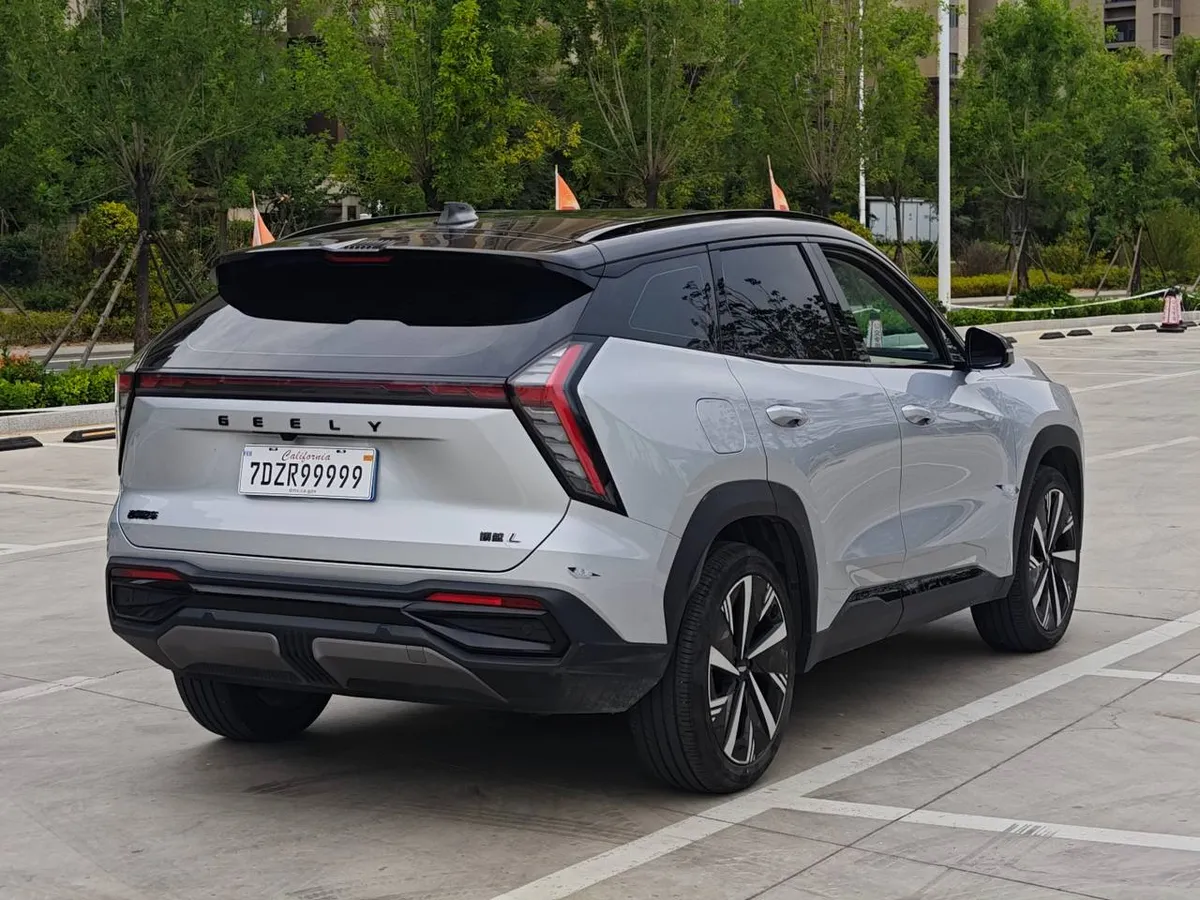 GEELY BOYUE L 2022