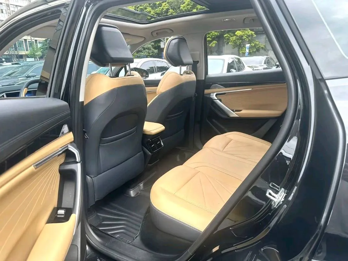 GEELY BOYUE L 2023