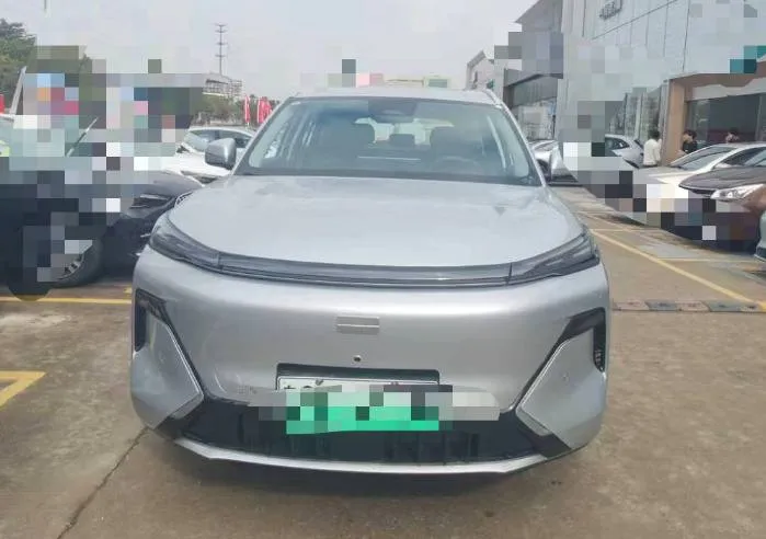 GEELY GALAXY STARSHIP 2025