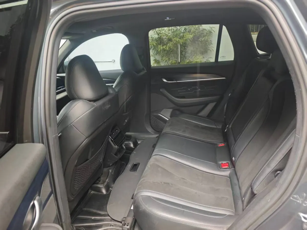 GEELY MONJARO 2022