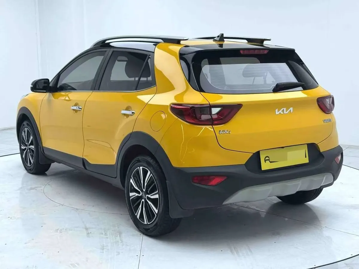 KIA KX 2022