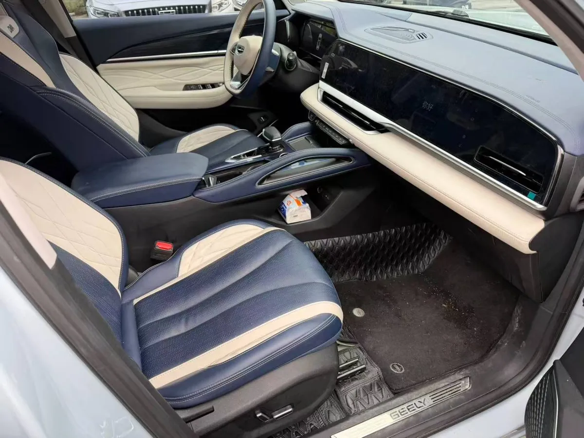 GEELY MONJARO THOR HI-X 2022