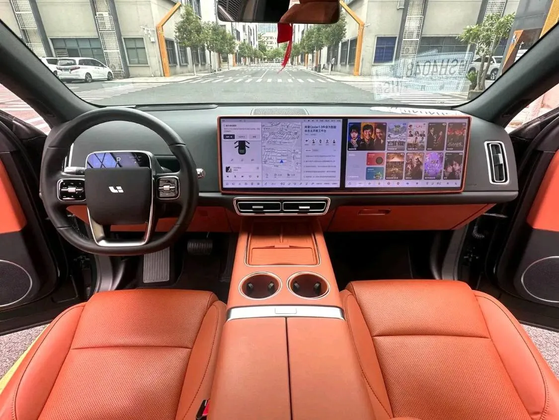 LI AUTO L6 PRO 2024