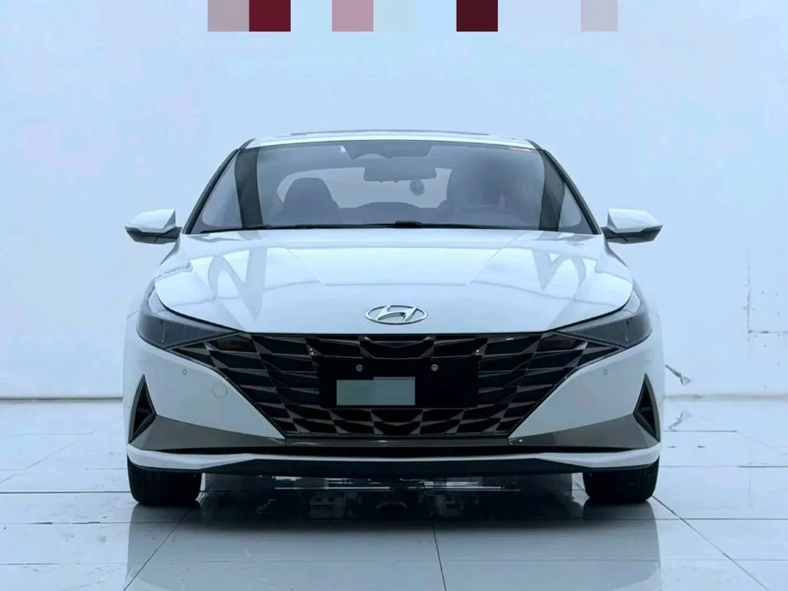 HYUNDAI ELANTRA 2022