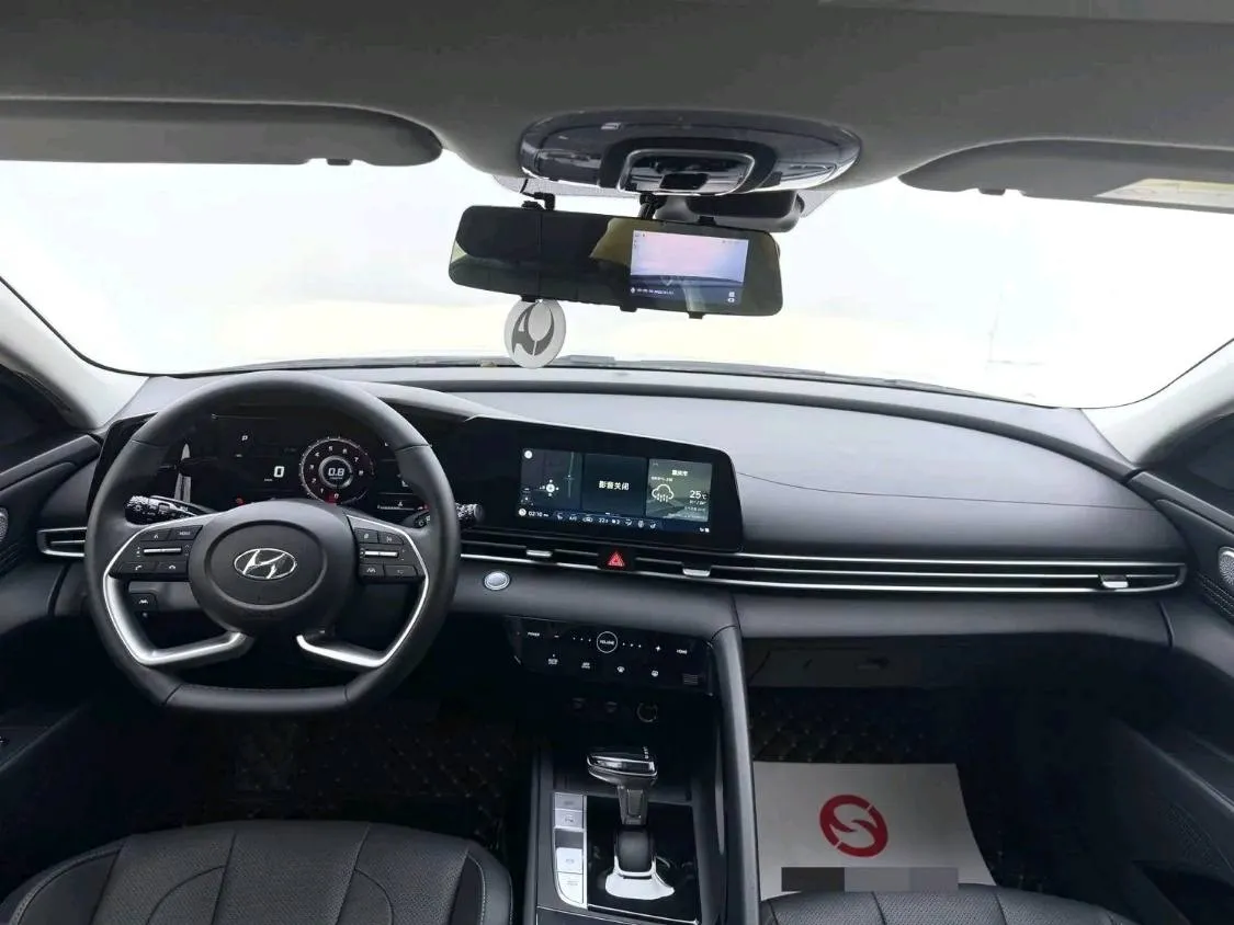HYUNDAI ELANTRA 2022