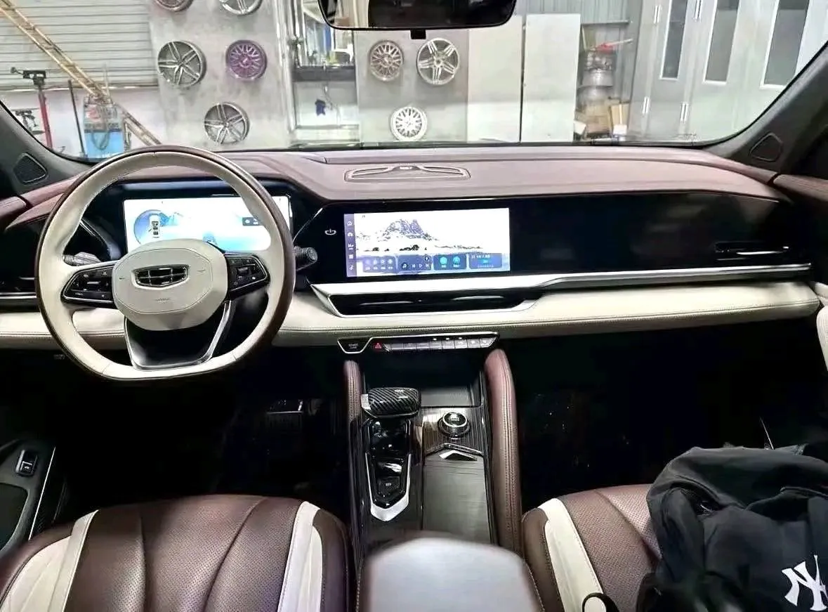 GEELY MONJARO 2023