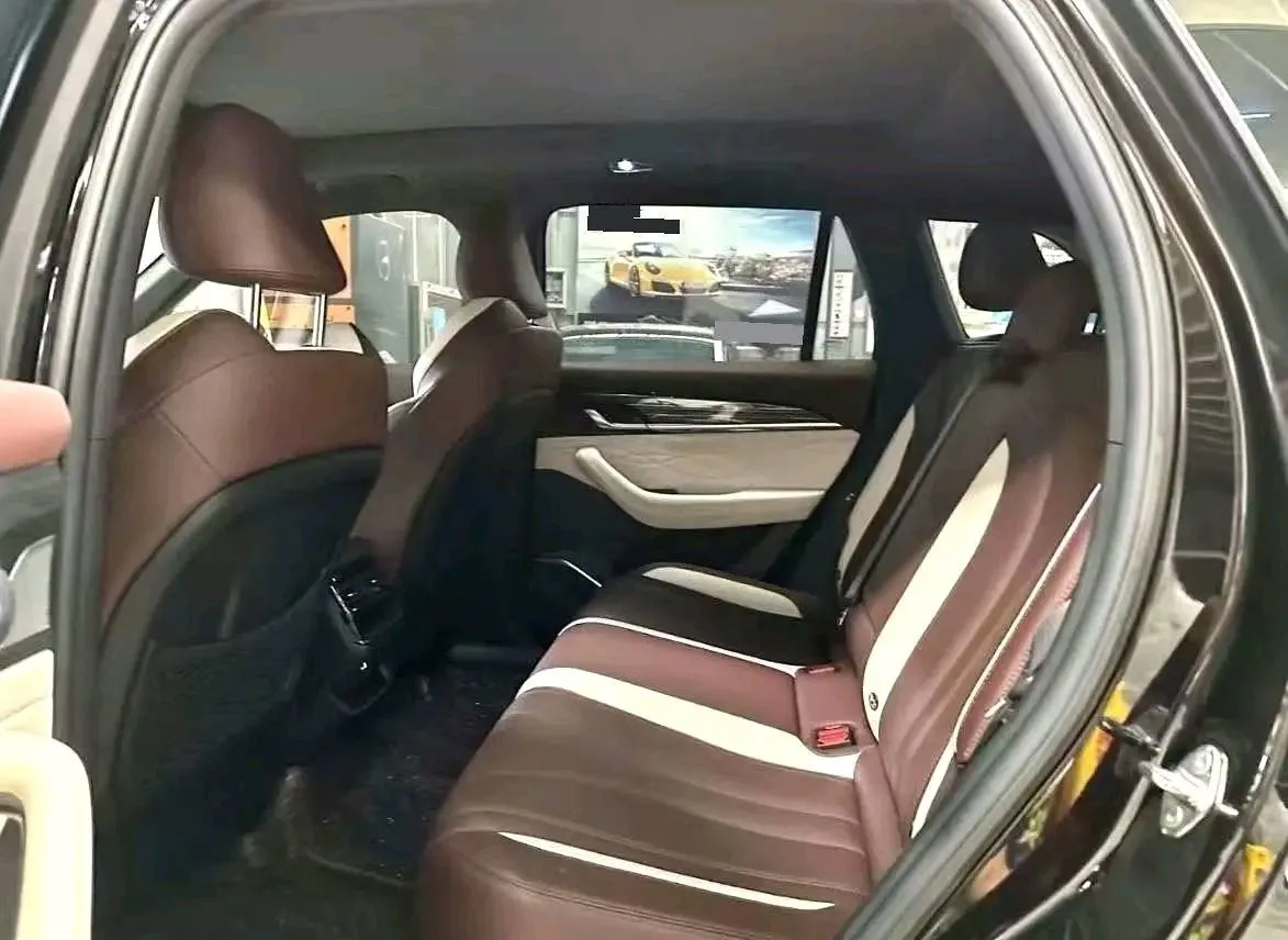 GEELY MONJARO 2023