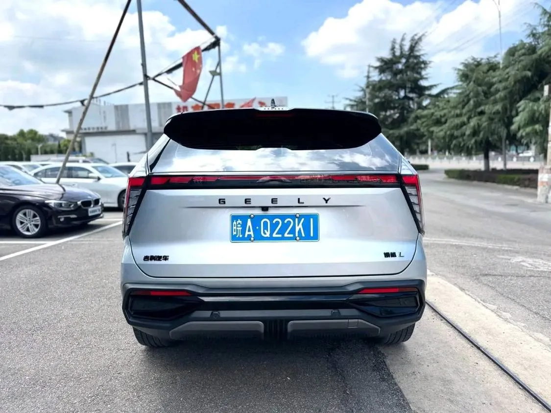 GEELY BOYUE L 2022