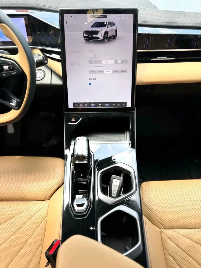 GEELY BOYUE L 2022