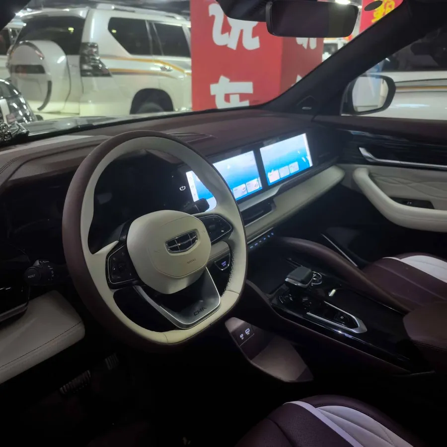 GEELY MONJARO 2022