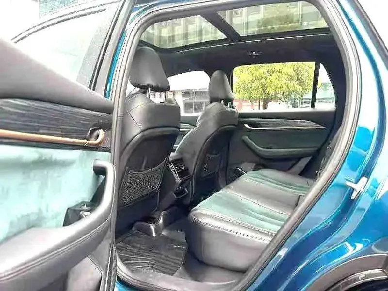 GEELY MONJARO 2022