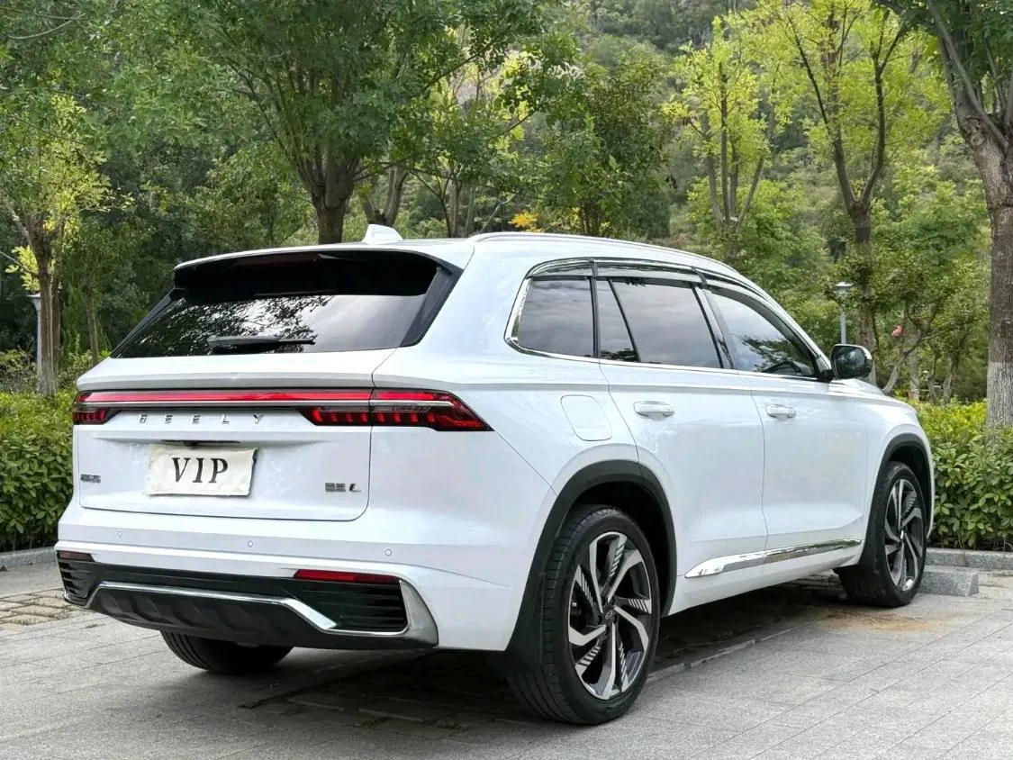 GEELY MONJARO 2023