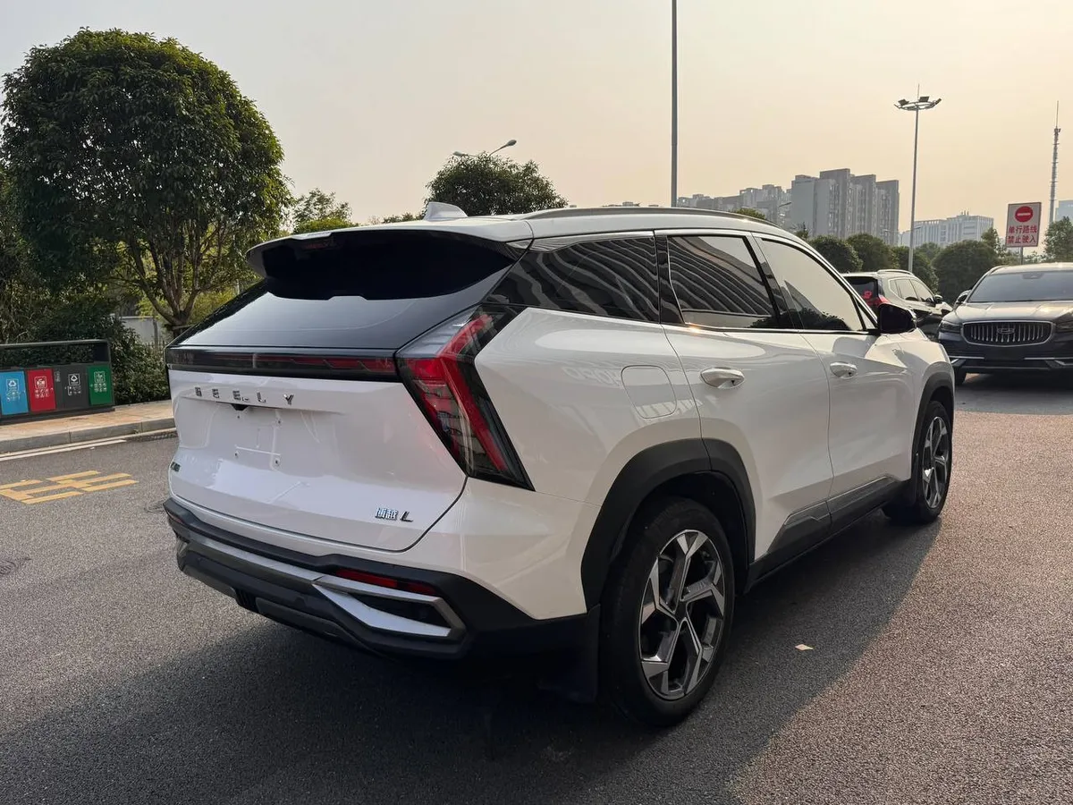 GEELY BOYUE L 2023