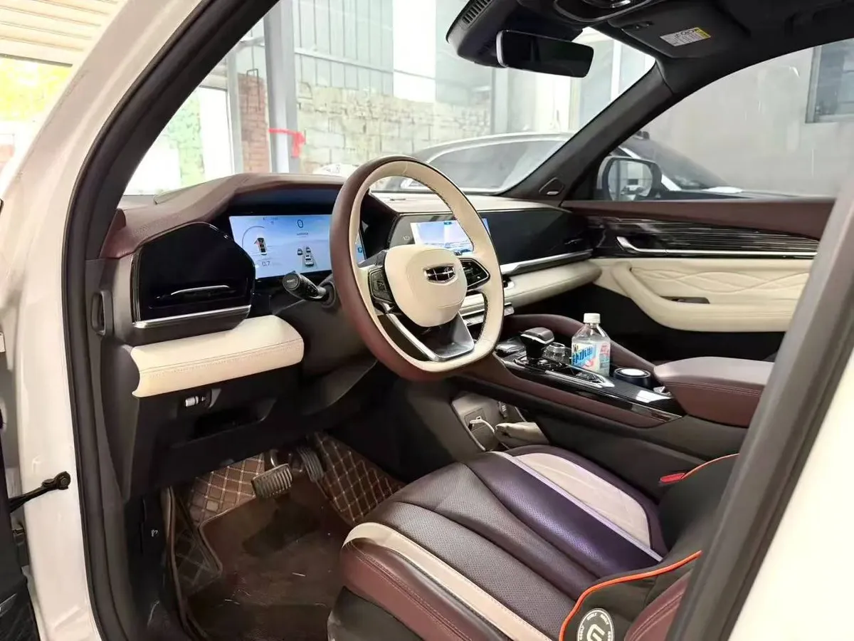 GEELY MONJARO 2023