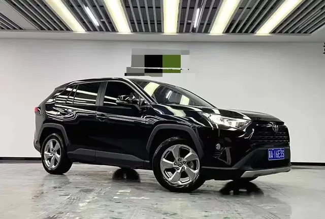 TOYOTA RAV4 2022