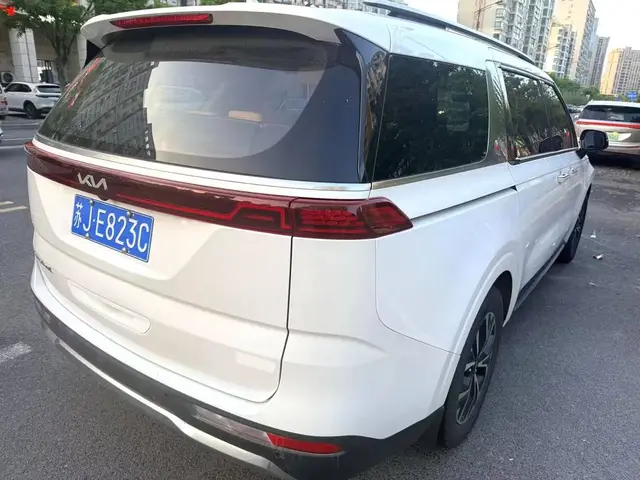 KIA CARNIVAL 2022