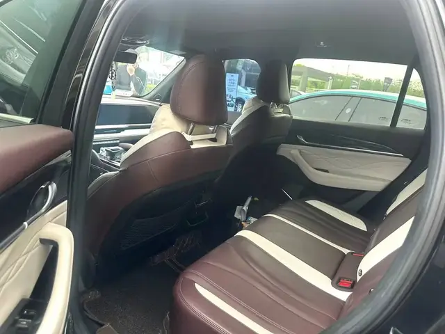 GEELY MONJARO 2023