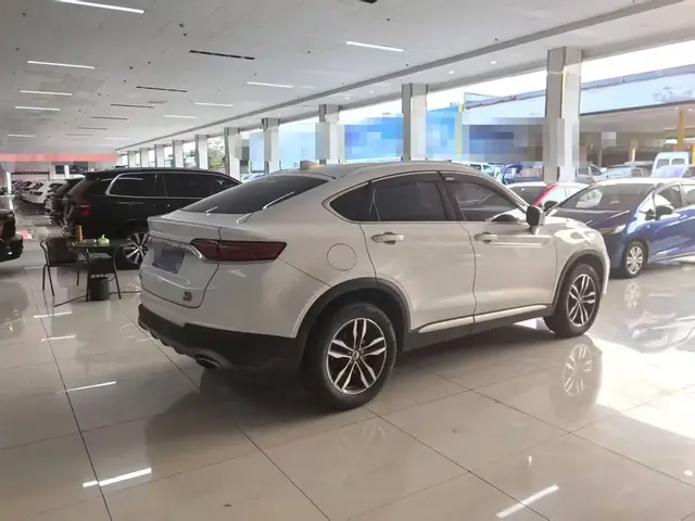 GEELY TUGELLA 2020