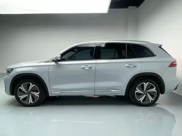 GEELY MONJARO 2022