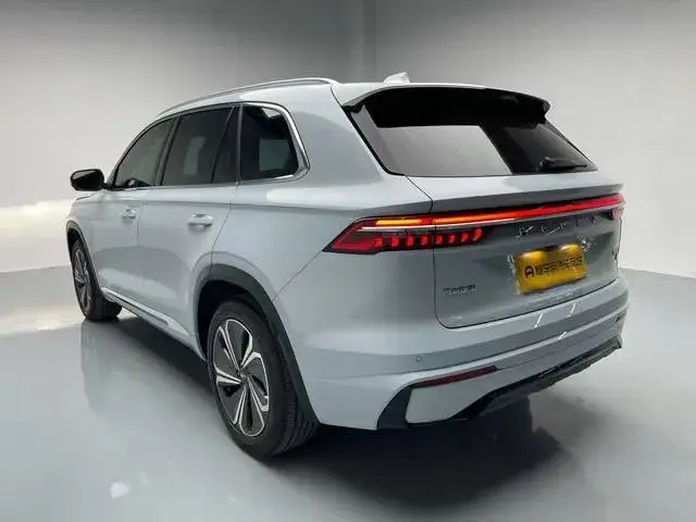 GEELY MONJARO 2022
