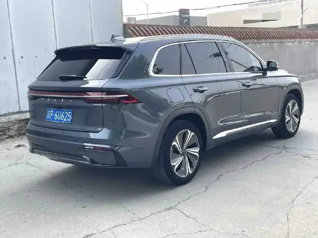 GEELY MONJARO 2022