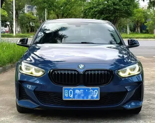 BMW 120I SPORT SHADOW 2020