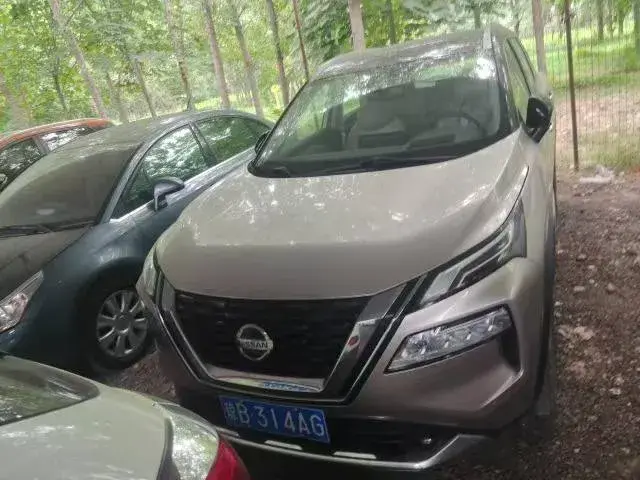 NISSAN X-TRAIL 2021