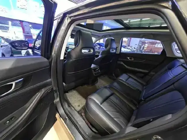 CHANGAN UNI-K 2023