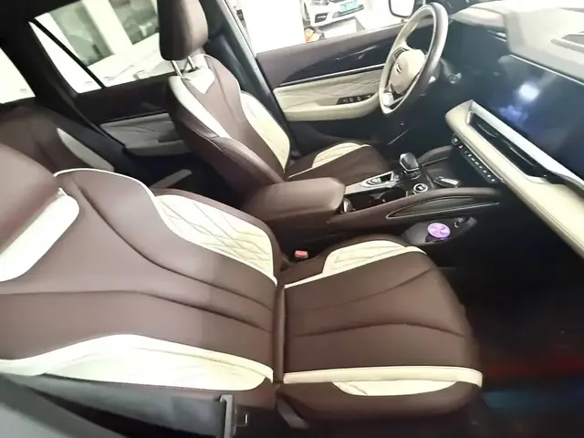 GEELY MONJARO 2022