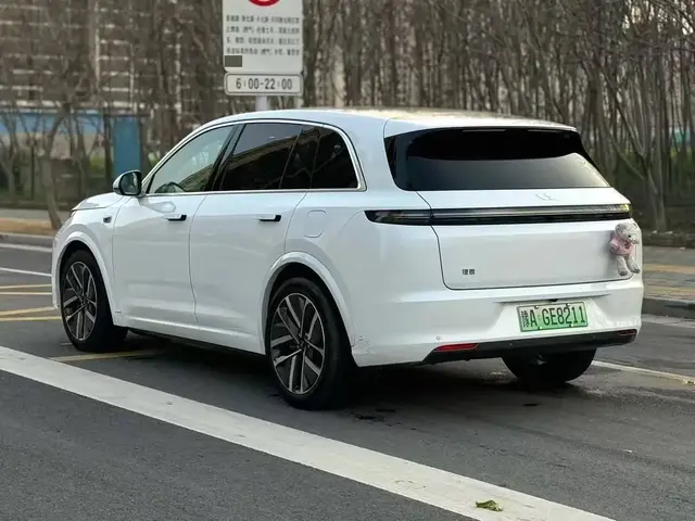 LI AUTO L7 MAX 2023